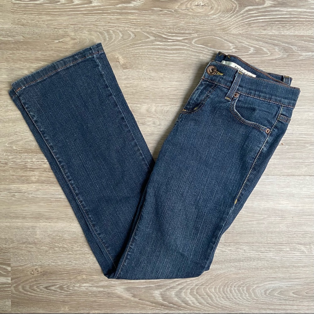 NWOT/EUC DKNY Jeans Boot-Cut Jeans Size 4R, Embroidered Pockets